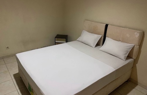 Aik Berik Hotel | Hotel O Lembah Sriti Homestay Near Sirkuit Motor Cross Internasional 459 Lantan