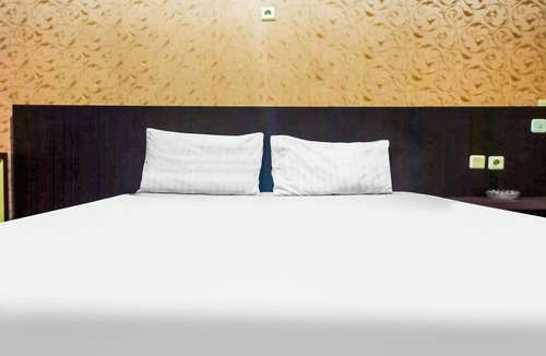 Sei Pinang Hotel | Hotel O Lima Dara