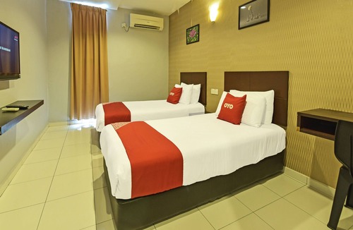 Sitiawan Hotel | Hotel O M Three Hotel