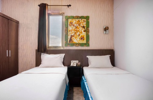 Makassar Hotel | Hotel O Makassar near Losari Beach formerly Ocean View Hotel