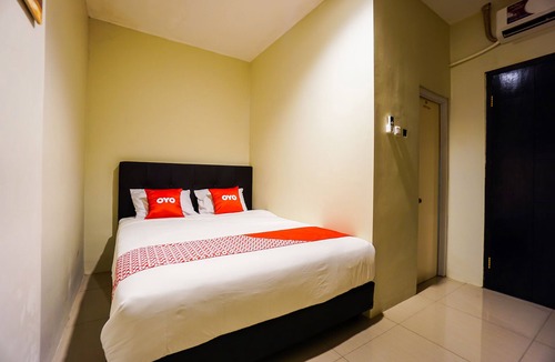 Manado City Centre Hotel | Hotel O Manado near Gereja Advent Tikala Baru formerly Rid's Hotel