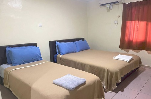 Kampung Hulu Caluk Hotel | Hotel O Mei Wah