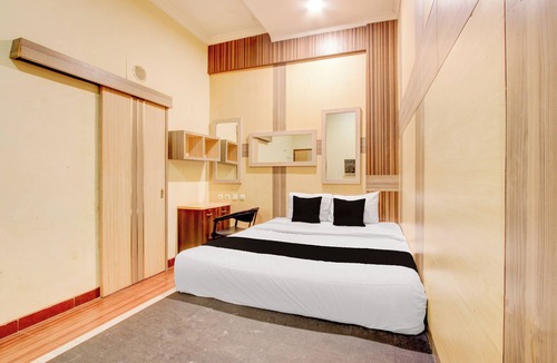Depok Hotel | Hotel O near Maguwoharjo Stadium formerly Graha Ngaso