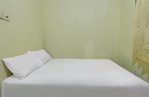 Pujut Hotel | Hotel O Penginapan 3 Bersaudara Near Pasar Sengkol