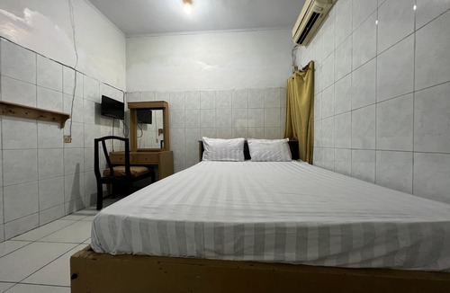 Tetebatu Hotel | Hotel O Pondok Surya Near Fakultas Teknik Unhas Gowa