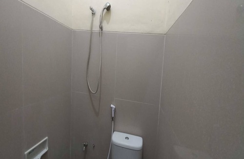 Cangkringan Hotel | Hotel O Pondok Wisata Sri MulyoNearSultan Agung Stadium Bantul