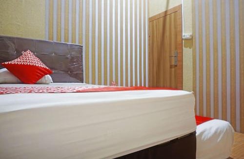 Jeneponto Hotel | Hotel O Sari Jeneponto