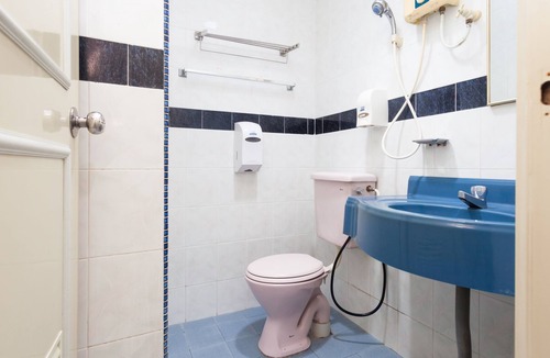 Taman Bunga Ros Hotel | Hotel O T P Hotel