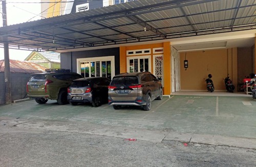 Mendawai Hotel | Hotel O Tri Homestay