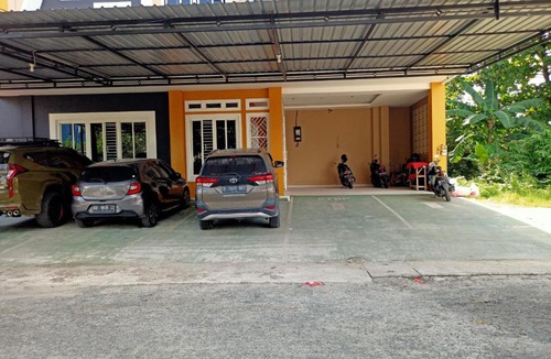 Mendawai Hotel | Hotel O Tri Homestay