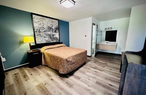 Oskaloosa Hotel | Hotel O