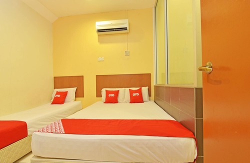 Taman Merdeka Hotel | Hotel O Walk Inn