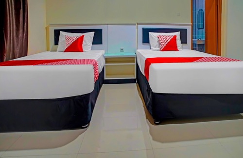 Watampone Hotel | Hotel O Wisma Amrach