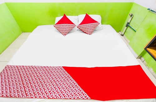 Lubuk Baja Hotel | Hotel O Wr House Syariah BatamNearEast Coast Park