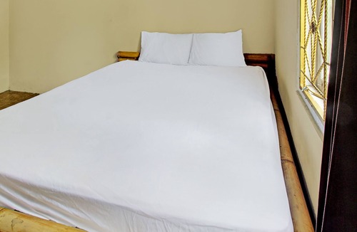 Muncan Hotel | Hotel O Zahira Homestay Near Ekas Surf School and Service