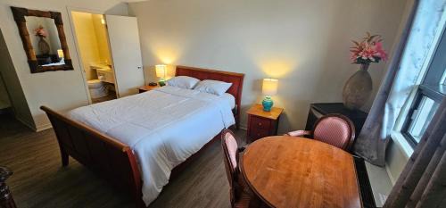 Saint-Timothee Hotel | Hotel Oasis Lac St-Louis
