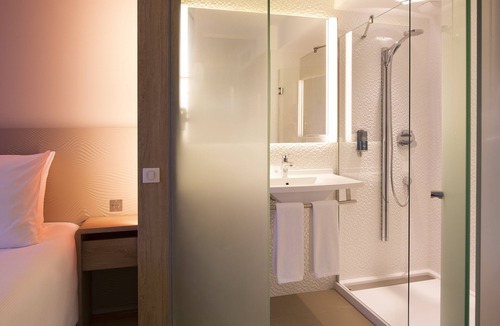 Le Mesnil-Amelot Hotel | Hotel Oceania Paris Roissy CDG