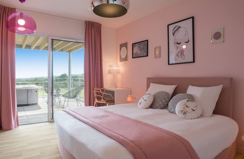 Saint-Mars-la-Reorthe Hotel | Hotel Omnubo Collection