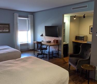 Pittsfield Hotel | Hotel on North