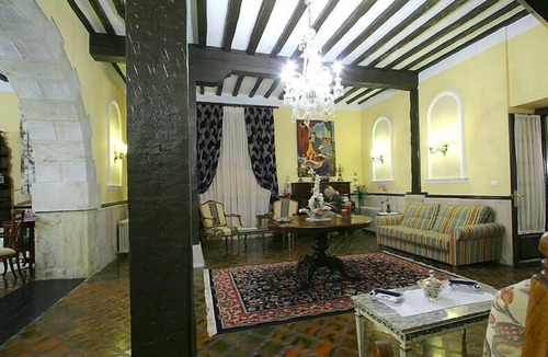 Cerrazo Hotel | Hotel Palacio La Casona de Cerrazo