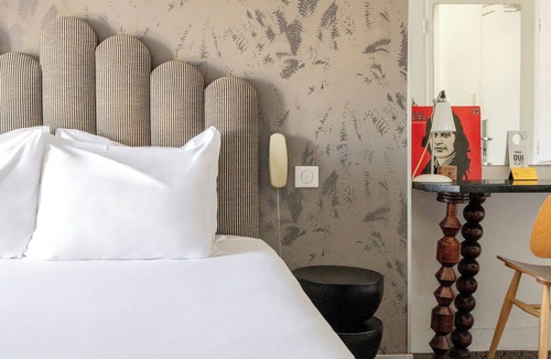 Quartier de la Porte-Saint-Denis Hotel | Hotel Paradis