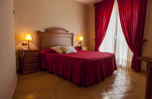Rus Hotel | Hotel Paraje La Lambra