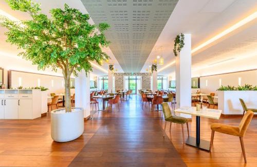 Magny-le-Hongre Hotel | Hotel Paris Marne-la-Vallee by IHG