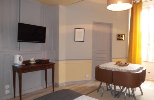 Centre ville - Urbanistes Bed & Breakfast | HOTEL particulier LARIBOISIERE