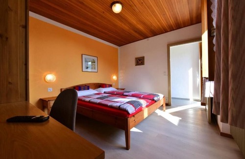 Purasca House | Hotel pensione serena