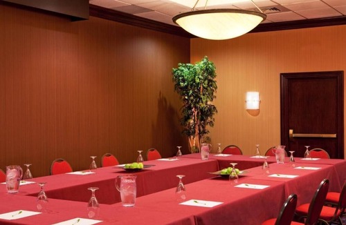 West End Hotel | Hotel Pentagon South