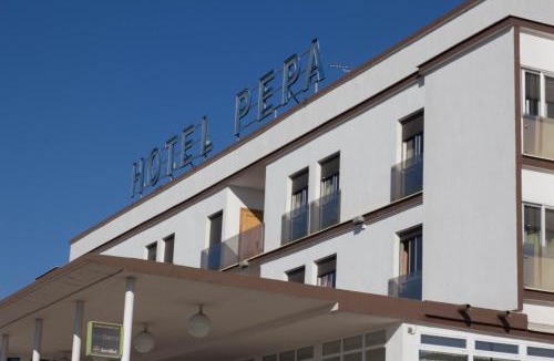 Monegros Hotel | Hotel Pepa