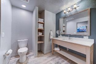 Century West Hotel | Hotel Peppertree Bend, BW Premier Collection