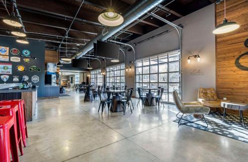 Century West Hotel | Hotel Peppertree Bend, BW Premier Collection