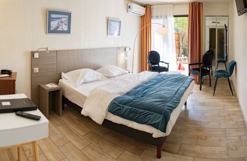 Gruissan Hotel | Hotel Phoebus Garden & Spa