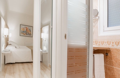 Figueres Hotel | Hotel Pirineo Figueres by Pierre and Vacances