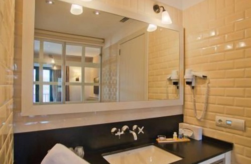 Portlligat Hotel | Hotel Playa Sol