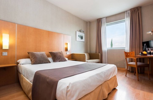Paterna Hotel | Hotel Posadas de España Paterna