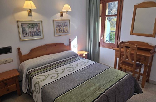 Vall de Cardos Hotel | Hotel Puitavaca