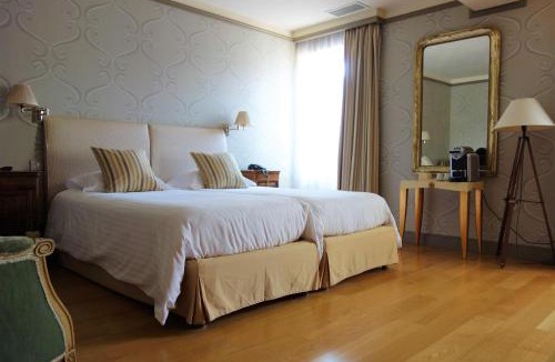 Saint-Donat-sur-l'Herbasse Hotel | Hotel Restaurant Chartron