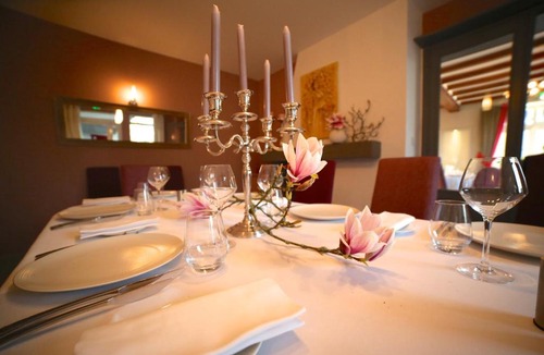 Saint-Hilaire-du-Harcouet Hotel | Hotel Restaurant Le Lion d'Or