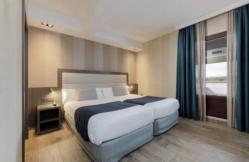 Old Town Hotel | Hotel Reina Cristina