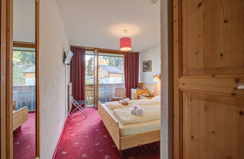 Les Mosses Hotel | Hotel Relais Alpin Twin Room & Balcony 2, Les Mosses, Switzerland