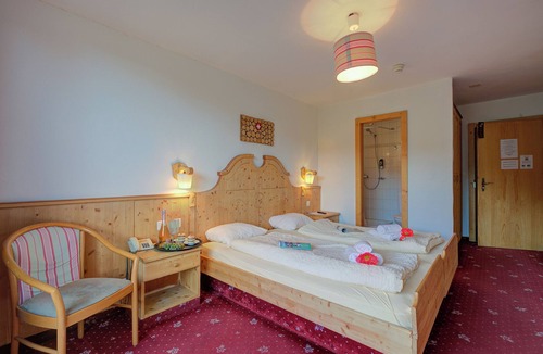 Les Mosses Hotel | Hotel Relais Alpin Twin Room & Balcony2, Les Mosses, Switzerland