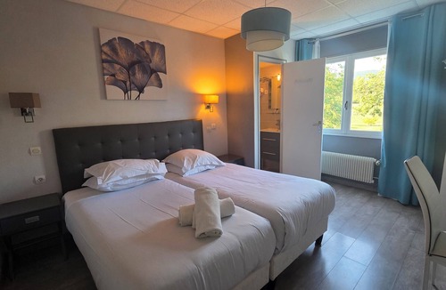 Saint-Paul-de-Fenouillet Hotel | HOTEL RESTAURANT MAS LE CHATELET