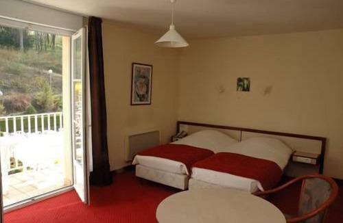 Bourbonne-les-Bains Hotel | Hotel Restaurant d'Orfeuil
