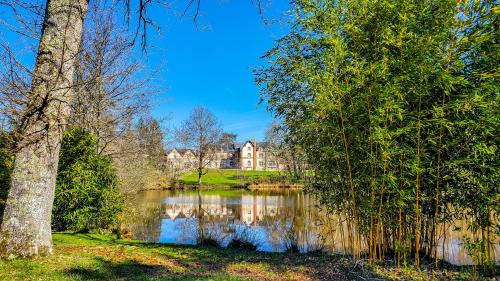 Neuvy-sur-Barangeon Resort | Hotel-Restaurant Domaine de la Grande Garenne