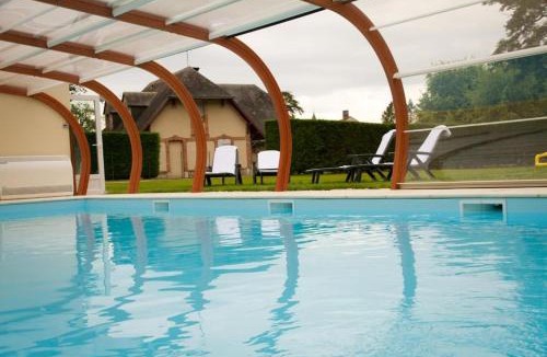 Neuvy-sur-Barangeon Resort | Hotel-Restaurant Domaine de la Grande Garenne