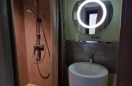 Vallon-Pont-d'Arc Hotel | Hotel Restaurant le Belvedere