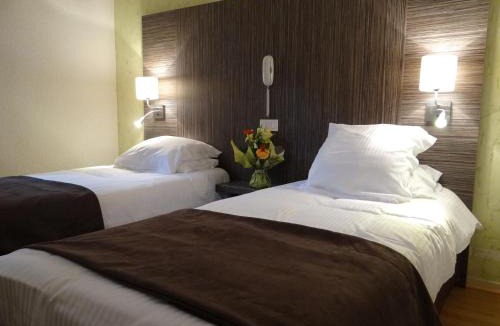 Castera-Verduzan Hotel | Hotel Restaurant des Thermes