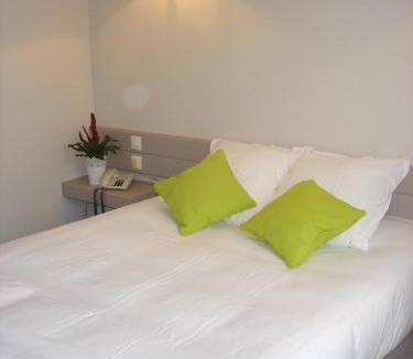 Joue-les-Tours Hotel | Hotel-Restaurant Du Lac